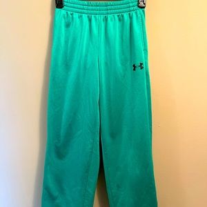 Youth Under Armour pants.